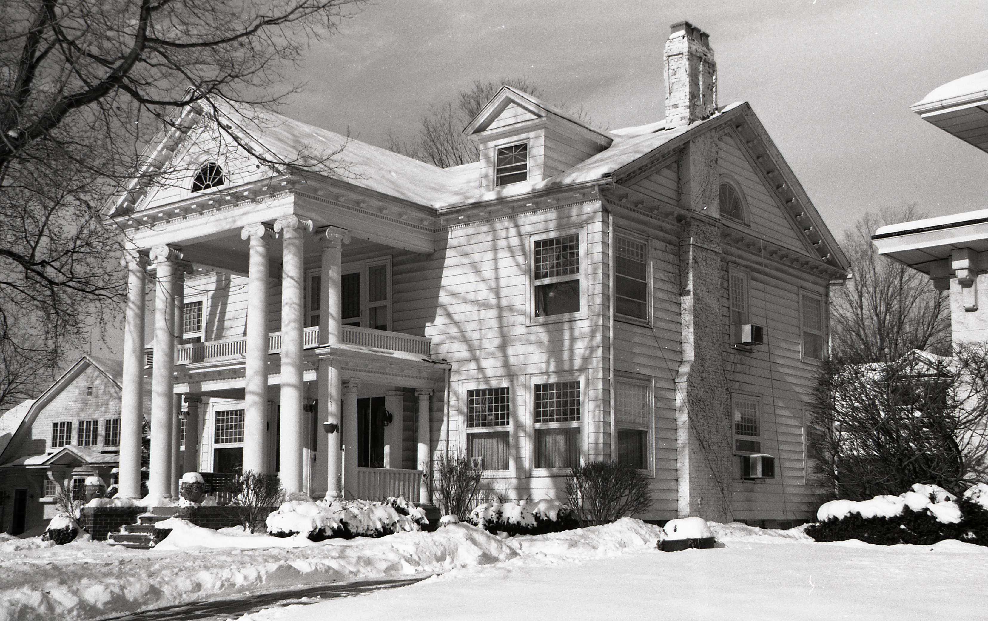 129 West North Shore Drive